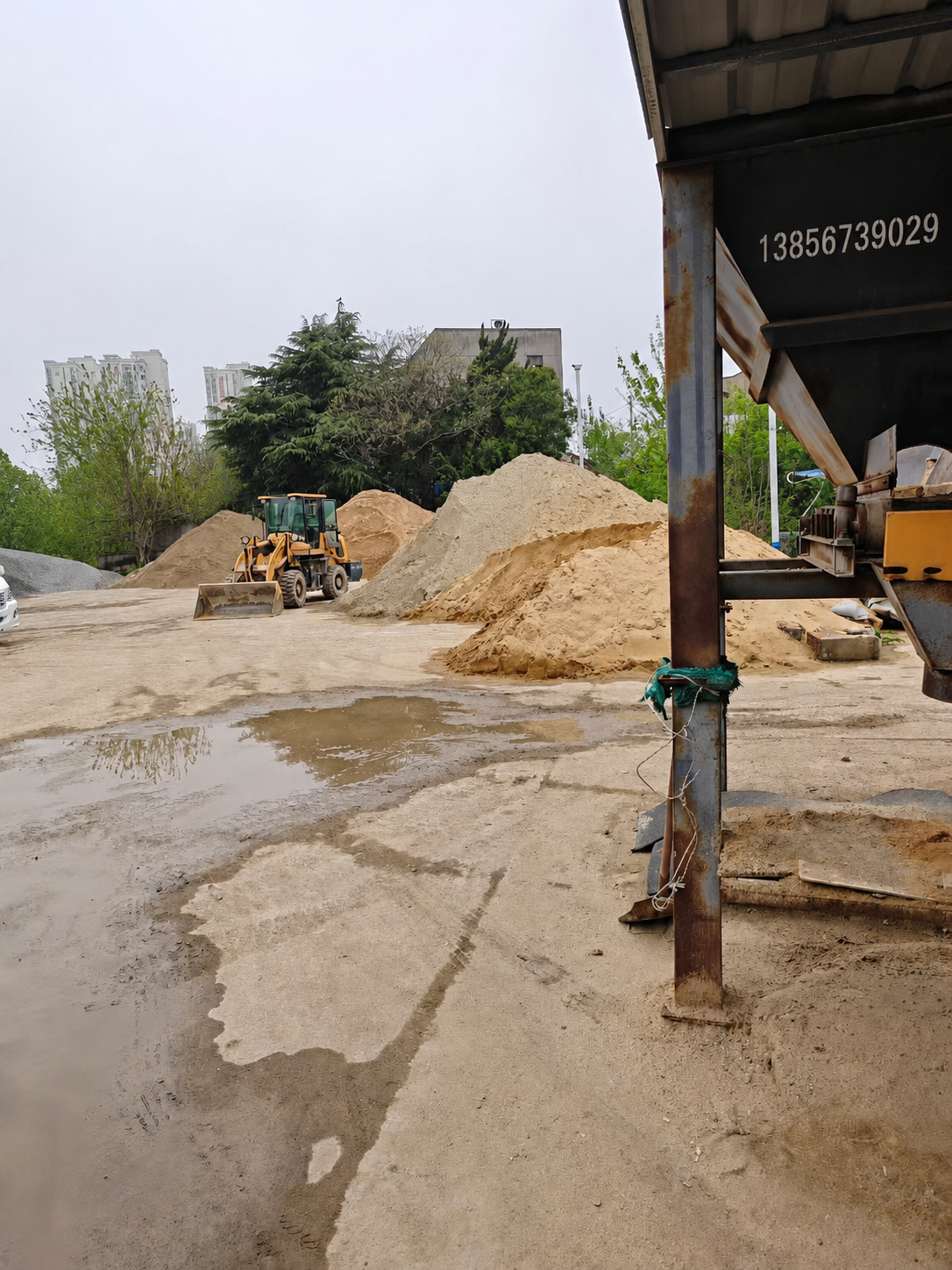 黄砂和砂石堆场